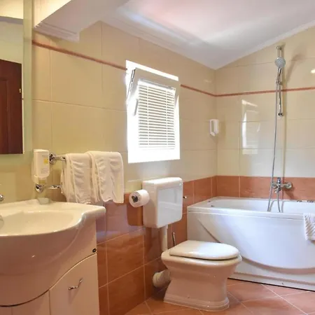 Room In Bb - Villa Riva Accommodation