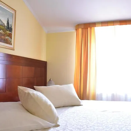 Maison d'hôtes Room In Bb - Villa Riva Accommodation